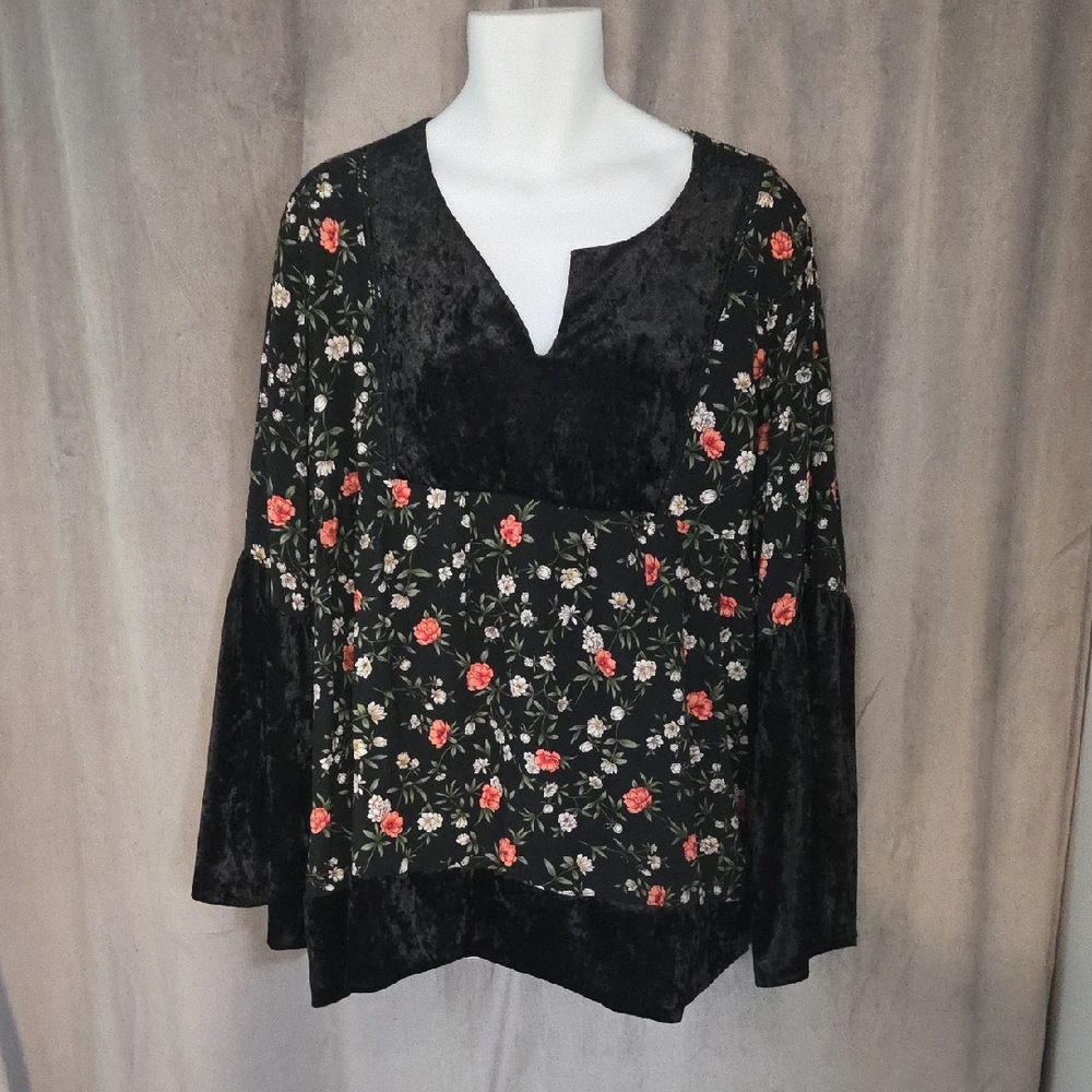 Suzanne Betro 3x Black and Pink Floral Tunic